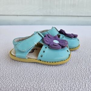 Livie & Luca Bloom Blue Purple Flower Girl Sandals SZ 4 Hook & Loop